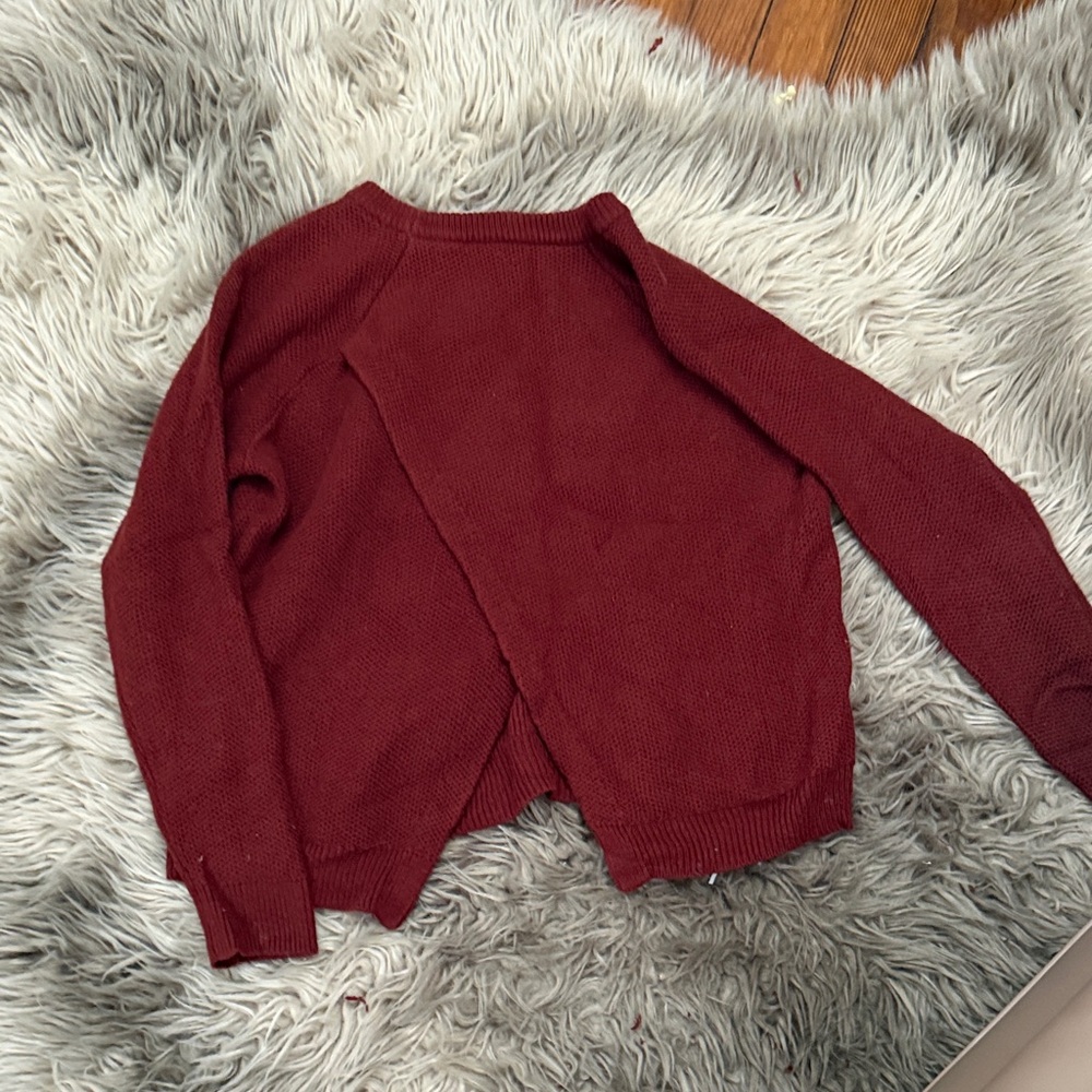 Split back deep Red Sweater - Picture 6 of 6